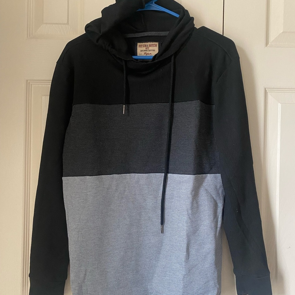 Men’s Black and Gray Hoodie